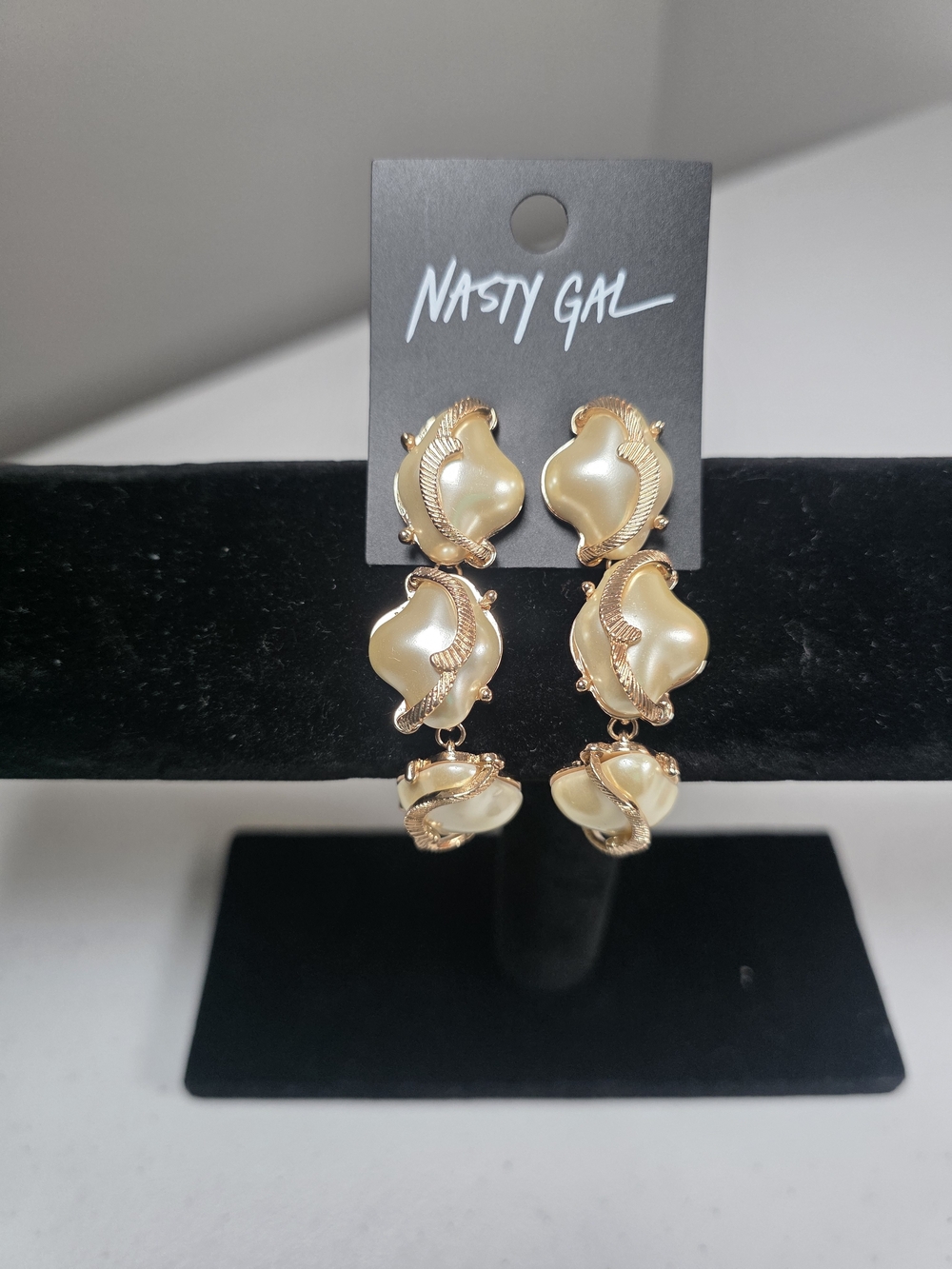 Nasty Gal Gold Cream Pearl-Style Drop Earrings